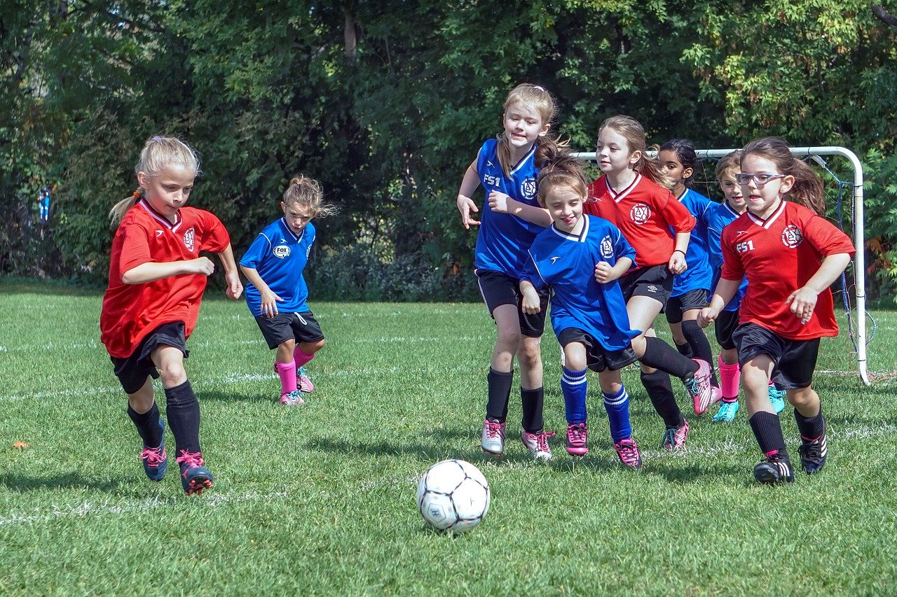 u6-u8-soccer-drills-full-season-plan-the-soccer-handbook