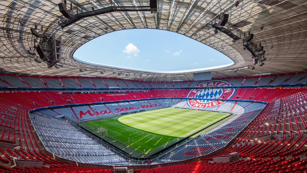 Allianz Arena field dimensions
